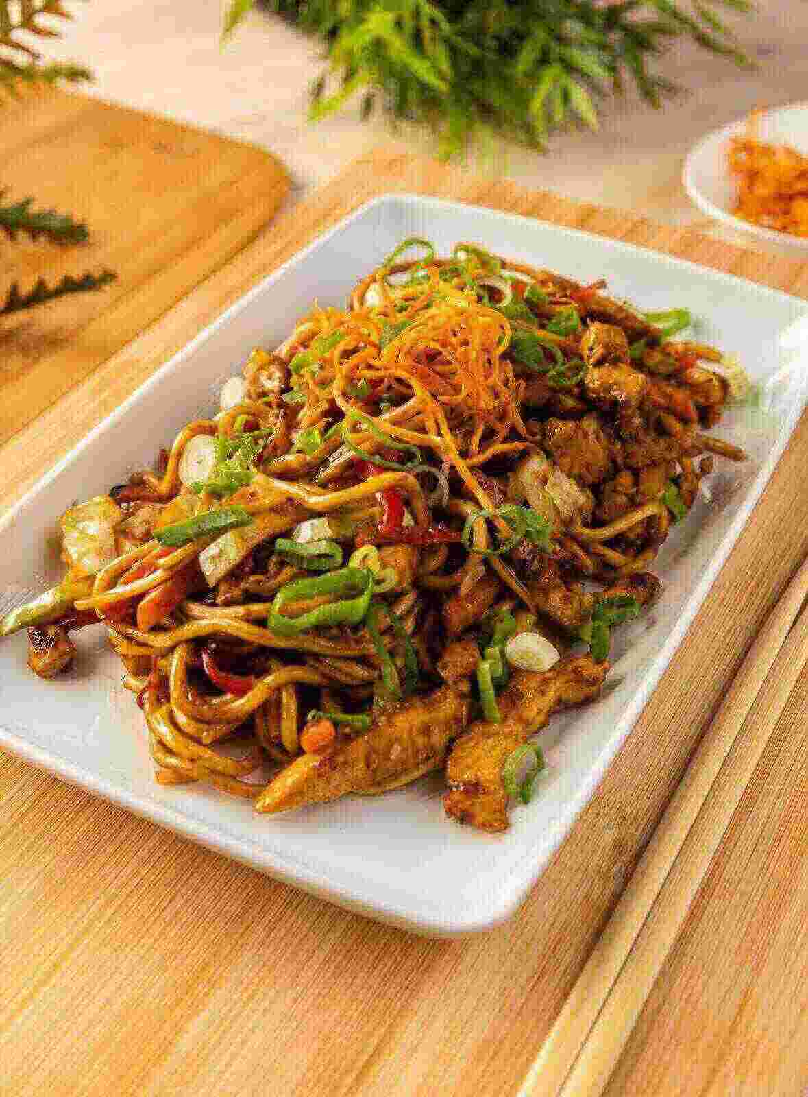 Buff Chowmein